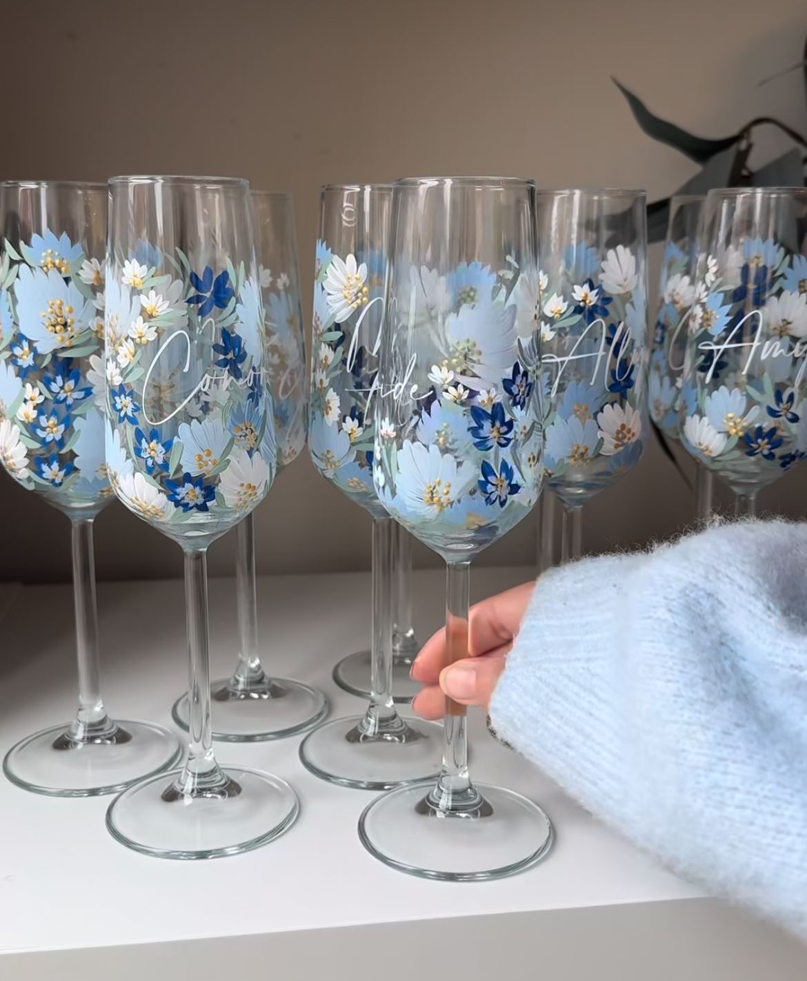 Wedding Essentials : Hand-Painted Glasses